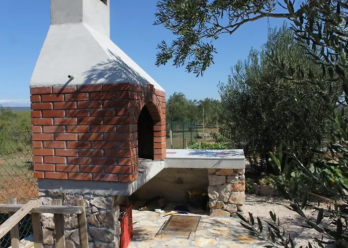 With A Parking Space Kraj, Pasman - 3459 *