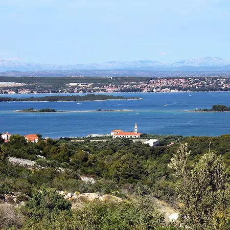 With A Parking Space Kraj, Pasman - 3459 *